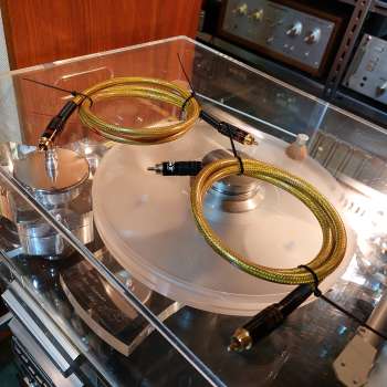 Preview: Oehlbach Cinch-Kabel  2 x 1 m Cinch Kabel  mit Gold Cinch